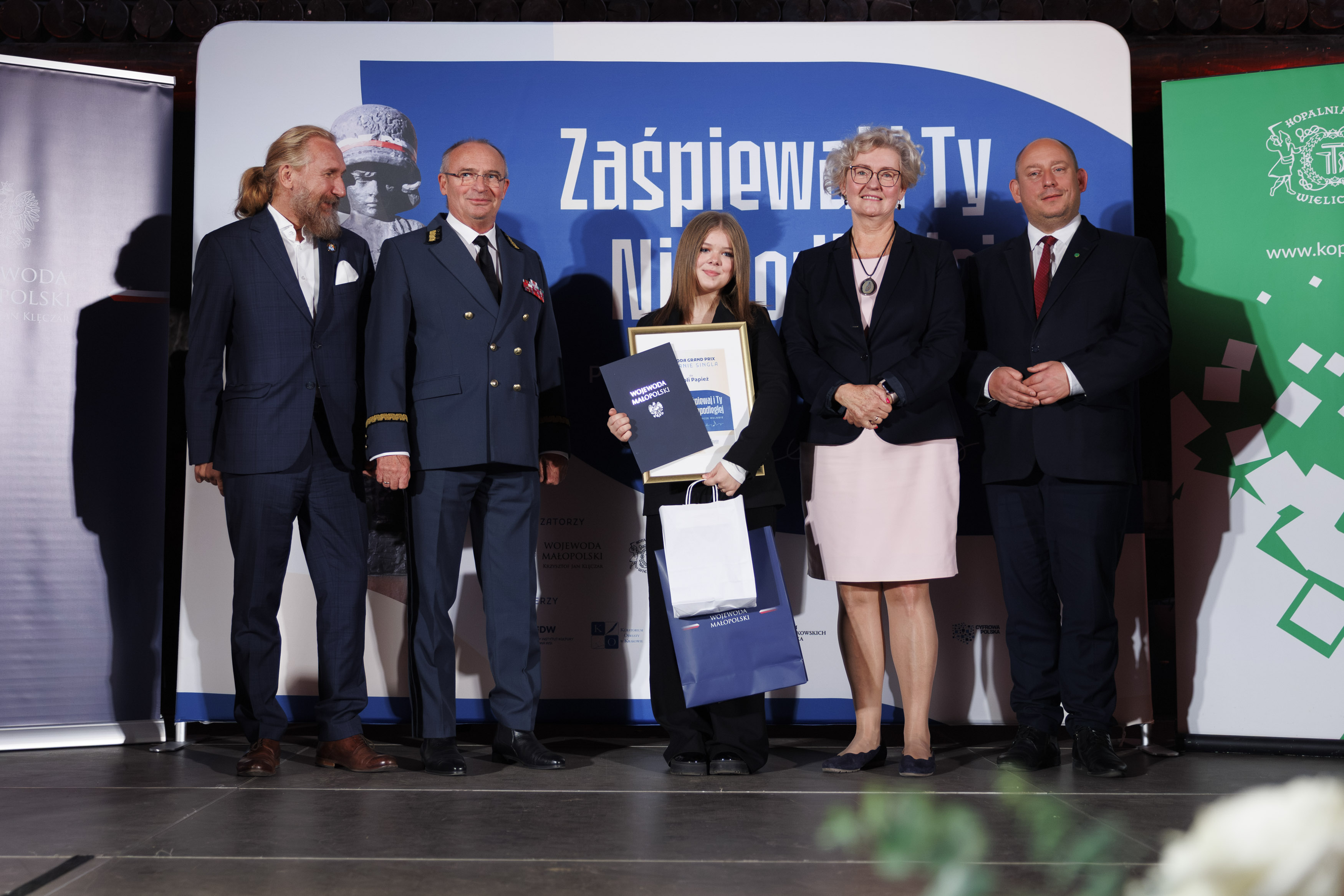 „zaŚPIEWAJ I TY NIEPODLEGŁEJ!